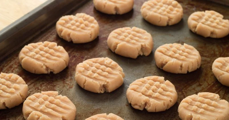 Air Fryer Peanut Butter Cookies